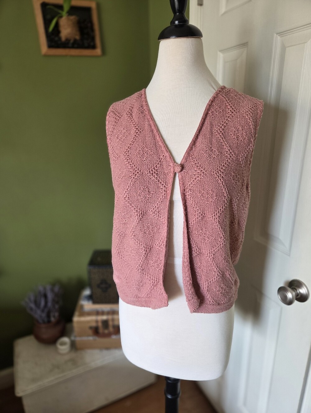 Lizsport Pink Sleeveless Knit Cardigan